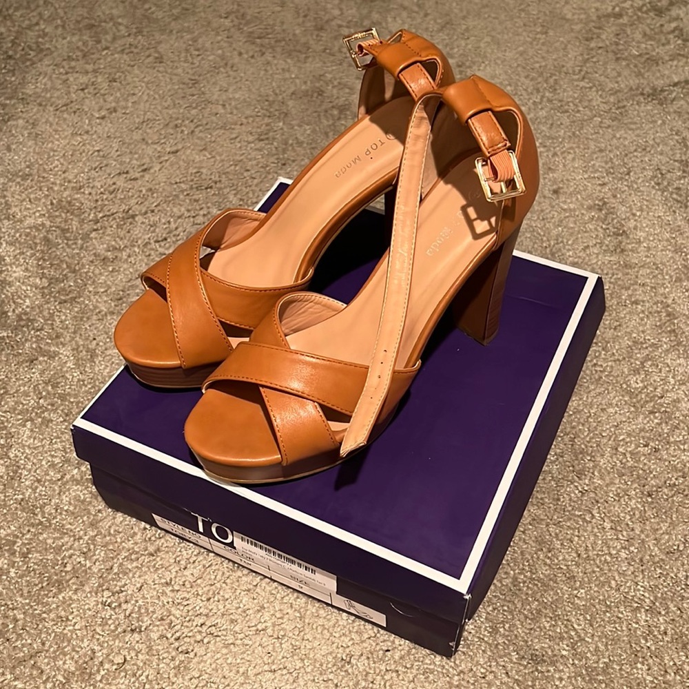 Toby Moda Platform Sandals